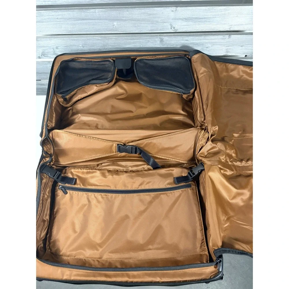 Tumi T-Tech Essential Gear Carry on Garment Bag Suitcase Wheeled 56030D Black